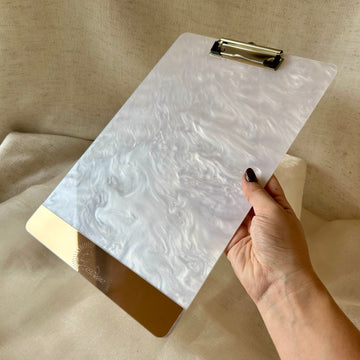 Prancheta personalizada em acrílico a4 madrepérola com espelhado